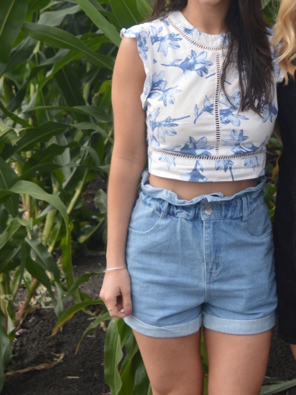 Azalea Paperbag Waist Denim Shorts – Size S